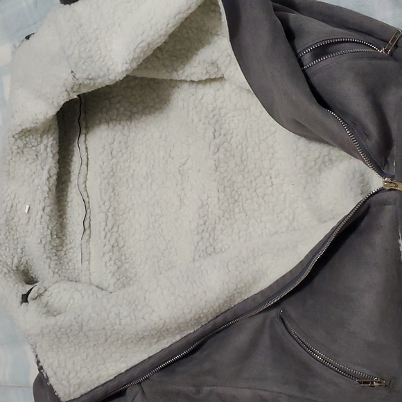 GRAY JACKET - Picture 12 of 12